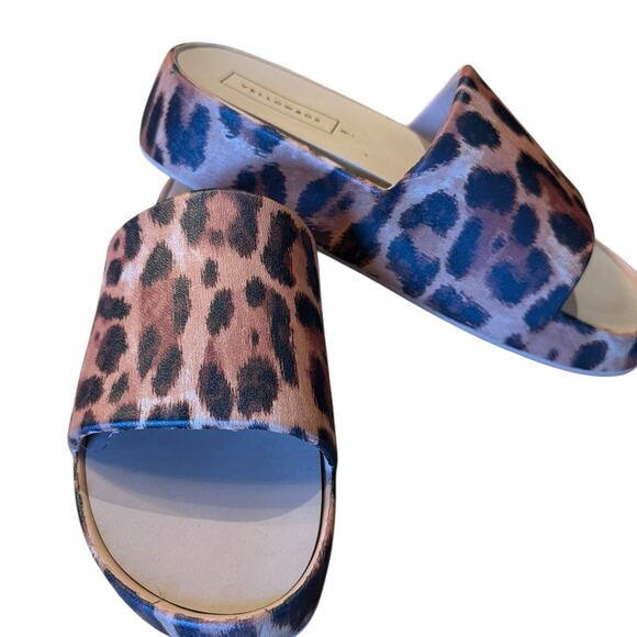 Yellow Box Leopard Print Women's Size 9 Slip On Platform Sandals - Picture 2 of 6